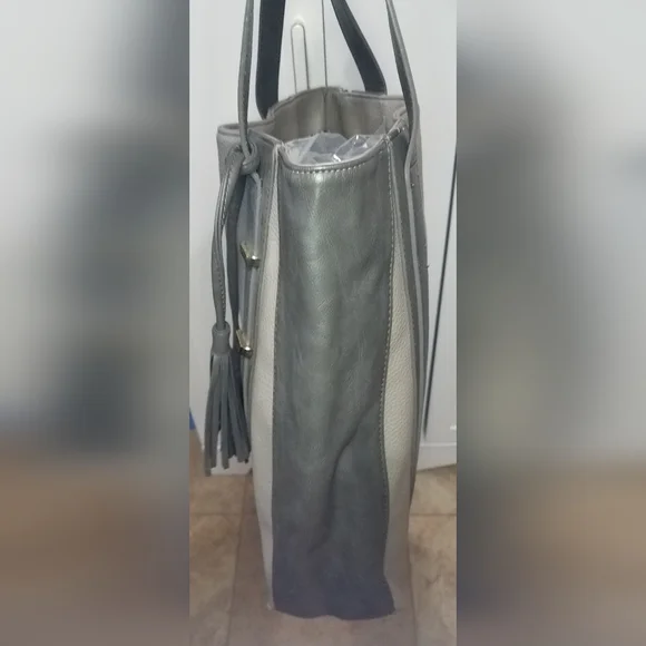 Steve Madden Two Tone Gray Tote Bag - Picture 9 of 12